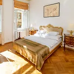 Malostranská Residence