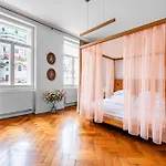 Malostranská Residence